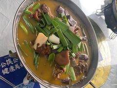 -峡谷农家乐饭店