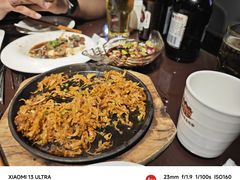 -三个大叔烤羊肉串·歌手驻唱·碳烤鲜肉(西三旗店)
