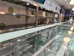 -白玉兰食品(中山公园龙之梦店)