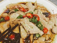 猪肝烩蛤蜊-汤记传菜(秀浦路店)