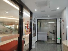 -武汉仁爱口腔(光谷店)