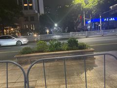 -中航城君尚购物中心