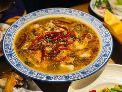招牌酸菜鱼-老头儿油爆虾(金鹰世界店)