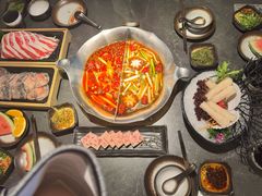 -湊湊火锅·茶憩(杭州湖滨银泰in77店)