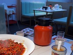 -阿瓦山寨·湘菜现炒·剁椒鱼头王(咸阳总店)