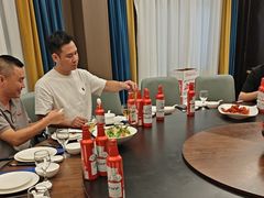 -新丁香海鲜酒店(银海商贸城店)
