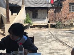-舟舟刮凉粉