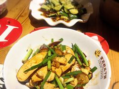 -富正毅三下锅·湘西韵味(天门山索道店)
