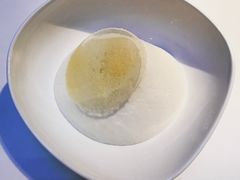 藏红花奶油慕斯，香橙冰霜及杏仁泡沫-AZUR聚(香格里拉饭店)