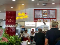 大堂-In-N-Out Burger(LAX)
