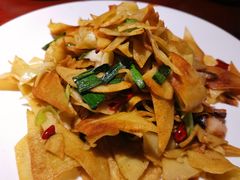 腊肉豆丝-醉湘厨艺(才华街店)