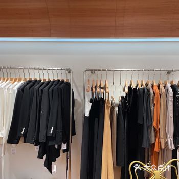 不要再浪费钱了,小众设计师品牌不撞衫工厂价