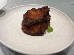 上海熏鱼-老正兴菜馆(福州路店)