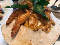 -Chom Cafe and Restaurant