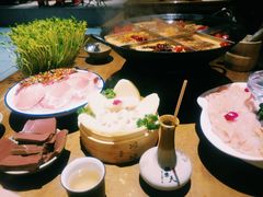 -白乐天毛肚火锅馆(解放碑店)
