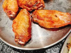 -何妹湿辣牛肉·粤式烧烤砂煲(桂雅路店)