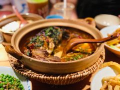 柴火稻草禾花鱼-吃饭皇帝大(解放西路店)
