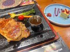 -米德维奇俄式西餐厅(西六道街店)