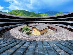 -初溪土楼群