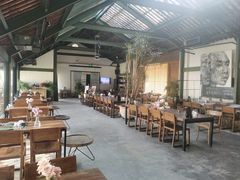 -喜洲吧·江畔老船厂·庭院餐厅(喜临院店)