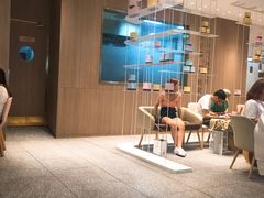 -奈雪的茶(湖滨银泰in77C区PRO店)