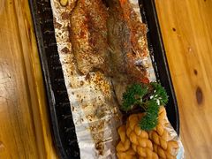 -老东镇啤酒屋海鲜加工·蒸汽海鲜·海鲜烧烤(台东店)