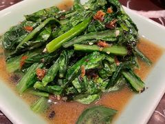 豆豉鲮鱼油麦菜-新白鹿餐厅(爱琴海购物中心店)