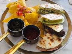 鸡牛双肉芝士墨西哥馅饼-The Rug Cafe(王府中环店)