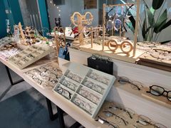 -Trend1881视光·蔡司视觉(领展广场店)