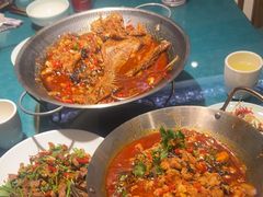 -呷湘厨·鱼汤捞饭·剁椒鱼头·辣椒炒肉(国家会展中心店)