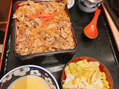 -小山日本料理(兴业太古汇店)