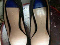 -京伟修鞋洗鞋奢侈品皮具护理店