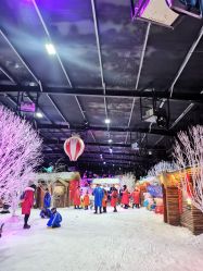 -圣名游乐城冰雪大世界