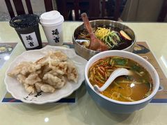 -服务大楼冷面(延大店)