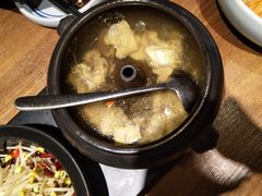 -云海肴·汽锅鸡·云南菜(天山百盛优客店)