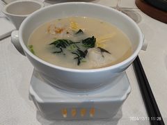 -品海楼·大连海胆锅贴馆(东港店)