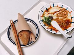 扁担豆腐脑-正南齐北·老街糯米团(洪崖洞店)