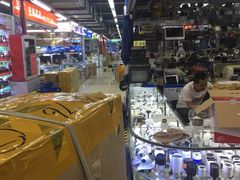 -赛格电子市场(华强北路店)