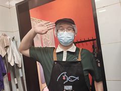 -肥肥虾庄·金牌油焖大虾(汉口城市广场店)