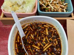 -怪噜范·老贵阳街头名小吃(数博万达店)
