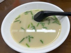 鳝鱼汤-三百碗宝应长鱼面(板仓街店)