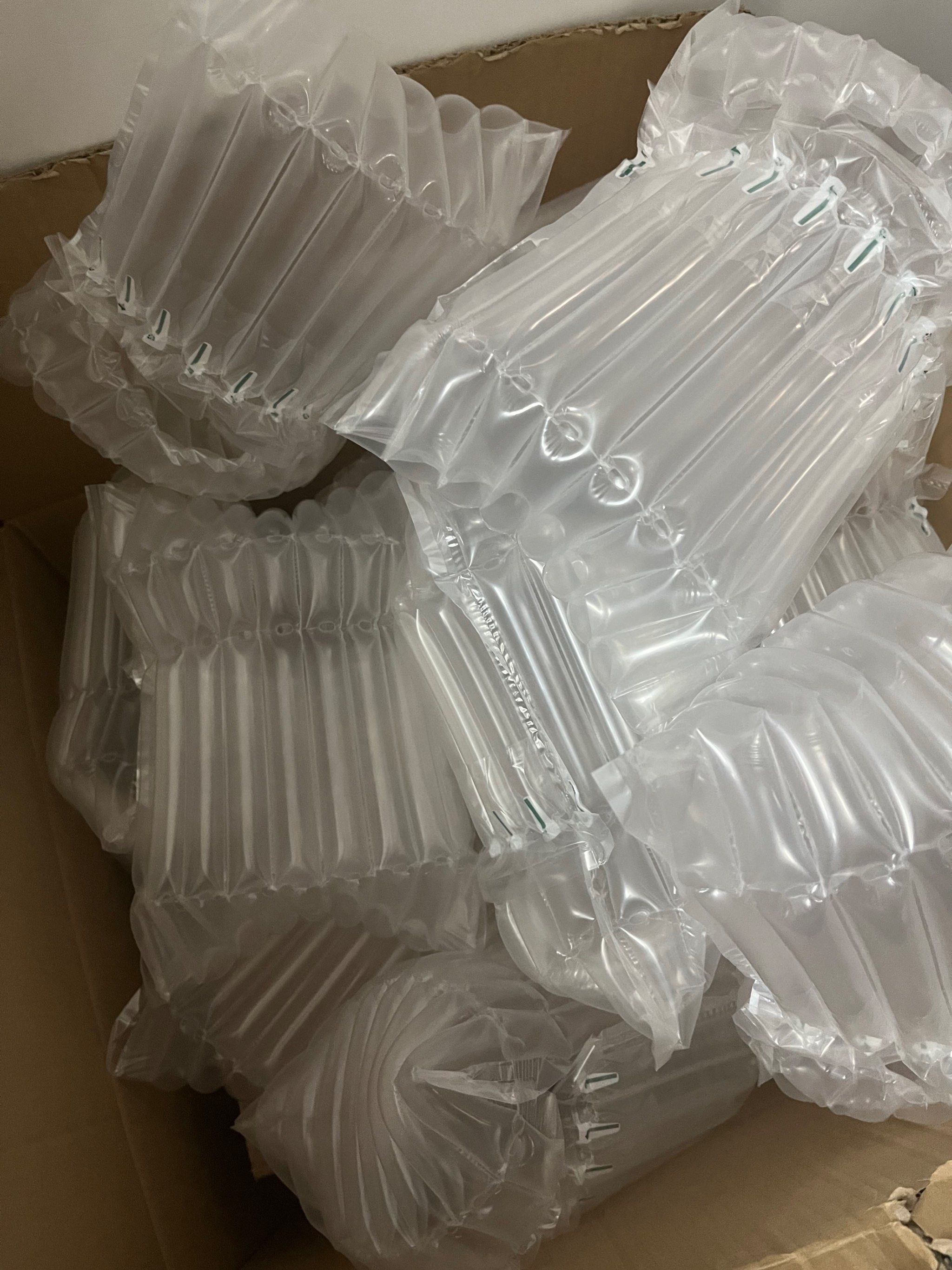 玻璃瓶装的产品不得不用的气柱袋,方便省事