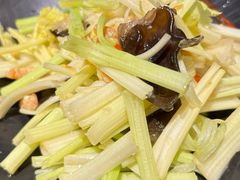 -鲁菜根·泰安菜(万达店)