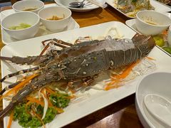 龙虾刺身-两兄弟Song Pee Nong(2号店)