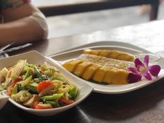 -Dang restaurant (patong phuket)