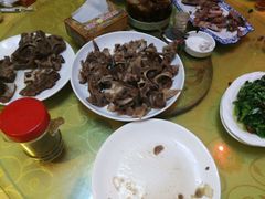 -苏莱特色牛骨滩羊手抓馆(长城东街总店)