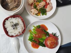 -臻爱住家月嫂育儿嫂(万达店)