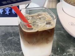 -宁波宝信宝马4S店(江北日湖店)