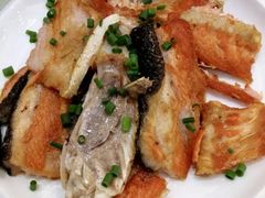 炸三文鱼骨头-新享乐海鲜(翠华路店)
