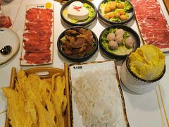 -牛人日志·鲜牛肉骨汤火锅(万科里瑧店)